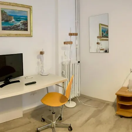 Brandnew Luxury House Near Metro Station Roma