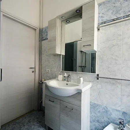 Brandnew Luxury House Near Metro Station Roma